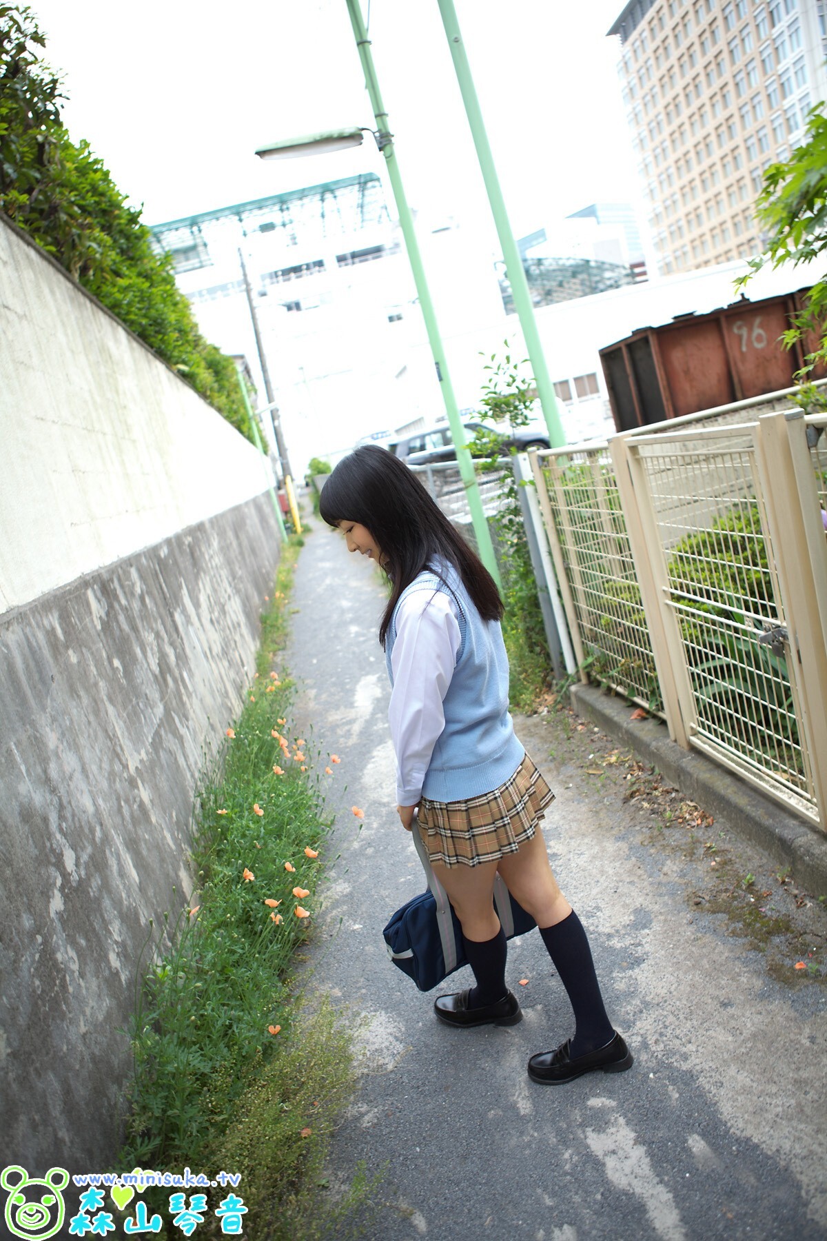 现役女子高生  森山琴音 (1) DreamGallery  日本高清性感美女图片